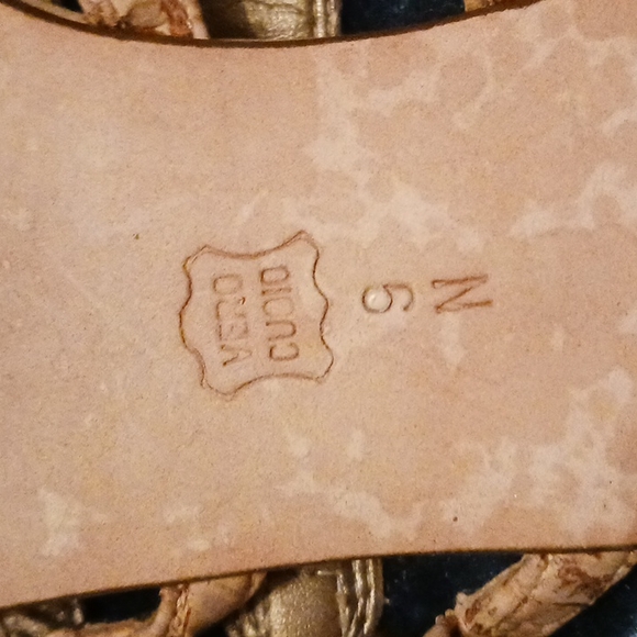 Van Eli women's natural cork and gold leather thongs, 9N but fit like 9M - Picture 5 of 7